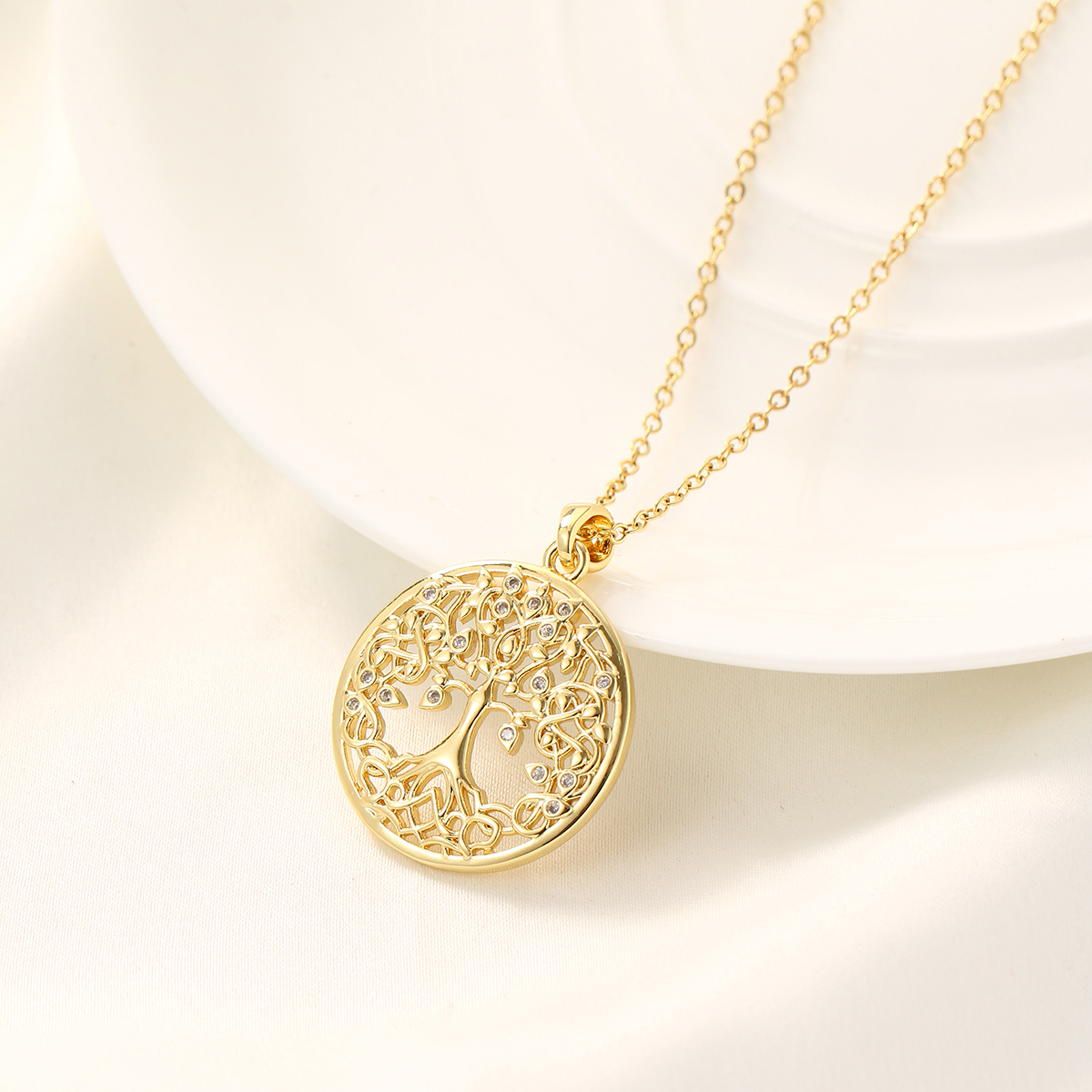 Fashion Tree of Life Necklace  - مراجعة Plant Parenting وسعره
