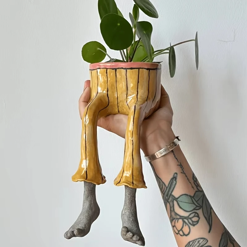Whimsical Resin Leggy Planter  - مراجعة Plant Parenting وسعره