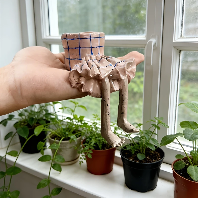Whimsical Resin Leggy Planter  - مراجعة Plant Parenting وسعره